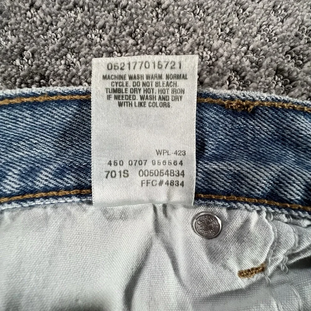 Levi's 505 Regular Fit Jeans Mens 33x30 Light Wash Blue 2007 Y2K NWT‎